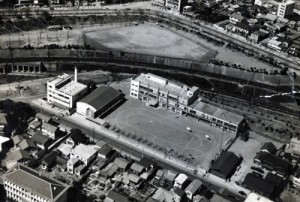 昭和33年（1958）当時の校舎上空写真